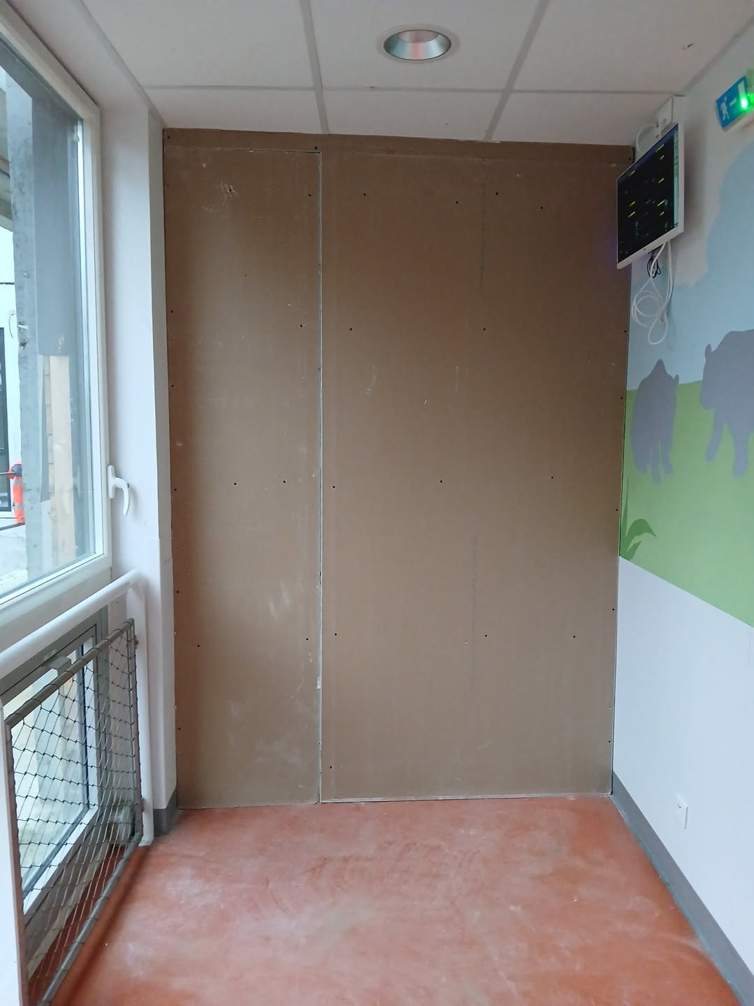 cloisonnement travaux monte charge